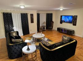 Affordable Luxury Home Near NYC & EWR，位于纽瓦克的酒店