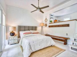 Gorgeous guest home just 20min to uptown Charlotte，位于马修斯的酒店