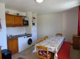 Chalet Arrondaz - 3 Pièces pour 8 Personnes MAE-8754