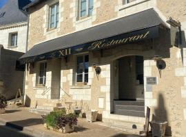 Hôtel-Restaurant-Chambre Insolite Spa - Le XII de Luynes，位于吕讷的酒店