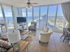 4 Bedroom Luxury High Rise Corner Condo with 2 Balconies, Heated Pool, Direct Beach Access