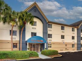 Sonesta Simply Suites Miami Airport Doral，位于迈阿密多拉尔的酒店