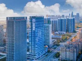 昆明高铁南站大学城亚朵酒店
