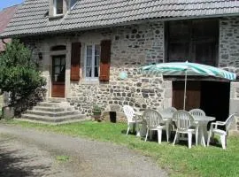 Gîte de France à Rilhac Xaintrie 2 épis - Gîte de France 4 personnes MAE-9914