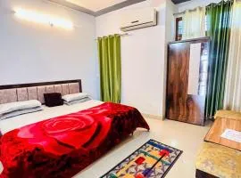 Anandmay Homestay, ISBT Rishikesh