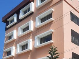 Hotel Deepakam Inn，位于帕拉克卡德的酒店
