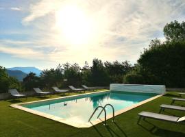 Hôtel le Panoramic - Votre Hôtel au cœur des Gorges du Verdon，位于韦尔东河畔拉帕吕的酒店