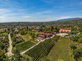 5 Sunca，位于Kašina的酒店