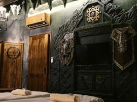 Excalibur miniHotel，位于埃格尔的酒店