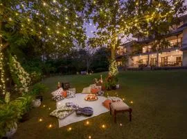 SaffronStays Mograa laffaire