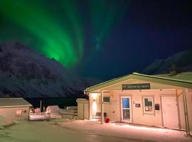 Senja Fjordcamp，位于Torsken的露营地