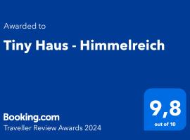 Tiny Haus - Himmelreich，位于Rast的带停车场的酒店