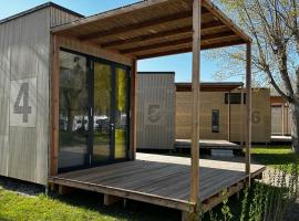 MOBILE HOMES direkt am Strand des Neusiedler Sees，位于滨湖波德斯多夫的度假屋