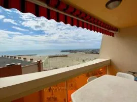 Le Traversant- View and seaside with air conditioning!