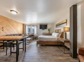 Lovely Studio w/Kitchen and Partial Lake View #122 at Donner Lake Village