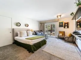 Modern Studio Deluxe #231 at Donner Lake Village