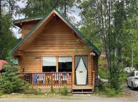 Talkeetna Log Cabin with Hot Tub Unit 2，位于塔尔基特纳的酒店