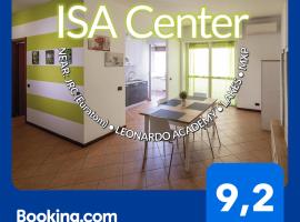 Isa Center - Leonardo Accademy - MXP - Lakes，位于塞斯托卡伦德的带停车场的酒店