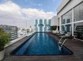 Square Small Luxury Hotel - Nuevo Consulado，位于瓜达拉哈拉的酒店