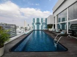 Square Small Luxury Hotel - Providencia