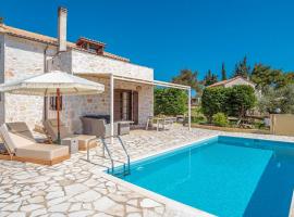 Villa Boscheto Tria，位于Agios Leon的酒店