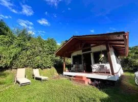 Playa Hermosa, Cabaña ZEN privada Pet Friendly.