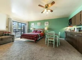 Cozy Studio w/Partial Lake view #224 at Donner Lake Village