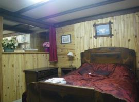 Chambre quadruple du grand sapin，位于Chaudenay的酒店