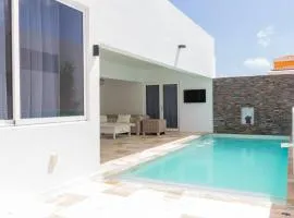 Villa Amora ~ Close to Beach