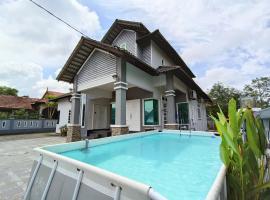 Awang's Villa Homestay，位于甘榜贡巴达的酒店