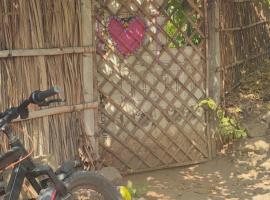 HearthspaceHampi, a low-impact backpackers hostel，位于亨比的青旅