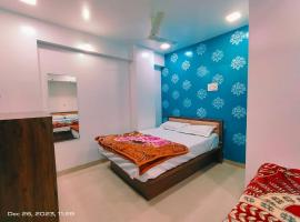 Amrit Guest House Pune，位于浦那的酒店