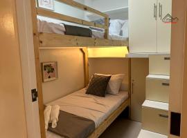 Palawan Luxury 2BR Apartment with FREE Pool, Gym and Secure Parking - B2 5Nambulite，位于公主港的酒店