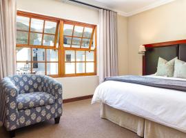 Noordhoek Village Hotel，位于努尔德霍克Cape Point Vineyards Estate附近的酒店