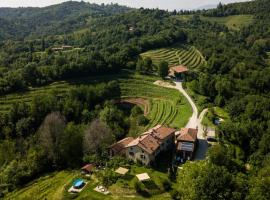 Agriturismo La Costa - Cascina Costa，位于Perego的酒店