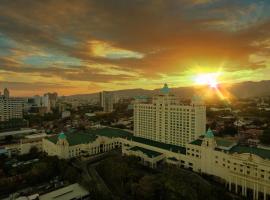 Waterfront Cebu City Hotel & Casino，位于宿务的Spa酒店