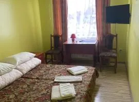 Готель Клен