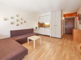 Studio Combire 104 by Interhome，位于莱斯克伦斯的酒店