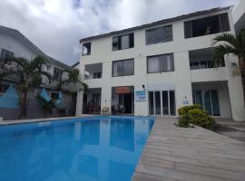 Emira Poolside 3 bedroom family villa，位于Bain Boeuf的酒店