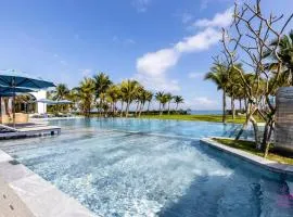 Lux Resort Apartment/2BR/Private Beach/Pools