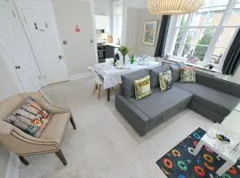 STUNNING 4 BEDROOM FLAT IN REGENT'S PARK - ABBEY Rd