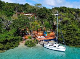 Naya Bacalar Lagoon Front Hotel，位于巴卡拉尔的酒店