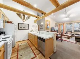 Palisades Tahoe Lodge Rentals Two Bedroom #800