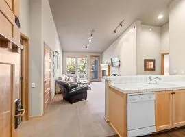Palisades Tahoe Lodge Rentals Two Bedroom #809
