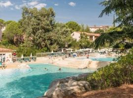 Maison+terrasse, piscines, espace loisirs，位于格罗斯皮耶尔雷的酒店