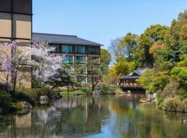 Four Seasons Hotel Kyoto，位于京都的酒店
