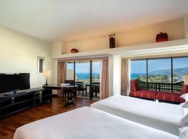 Pullman Phuket Karon Beach Resort，位于卡伦海滩的酒店