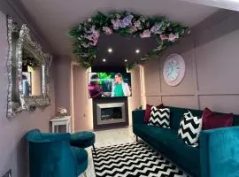 The Ultimate Hen Suite with Bar & Makeup Room