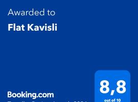 Flat Kavisli，位于伊斯坦布尔伊汉塞德罗格鲁植发诊所附近的酒店