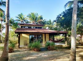 Ampla casa em condomínio à beira d' agua，位于卡拉韦拉斯的酒店